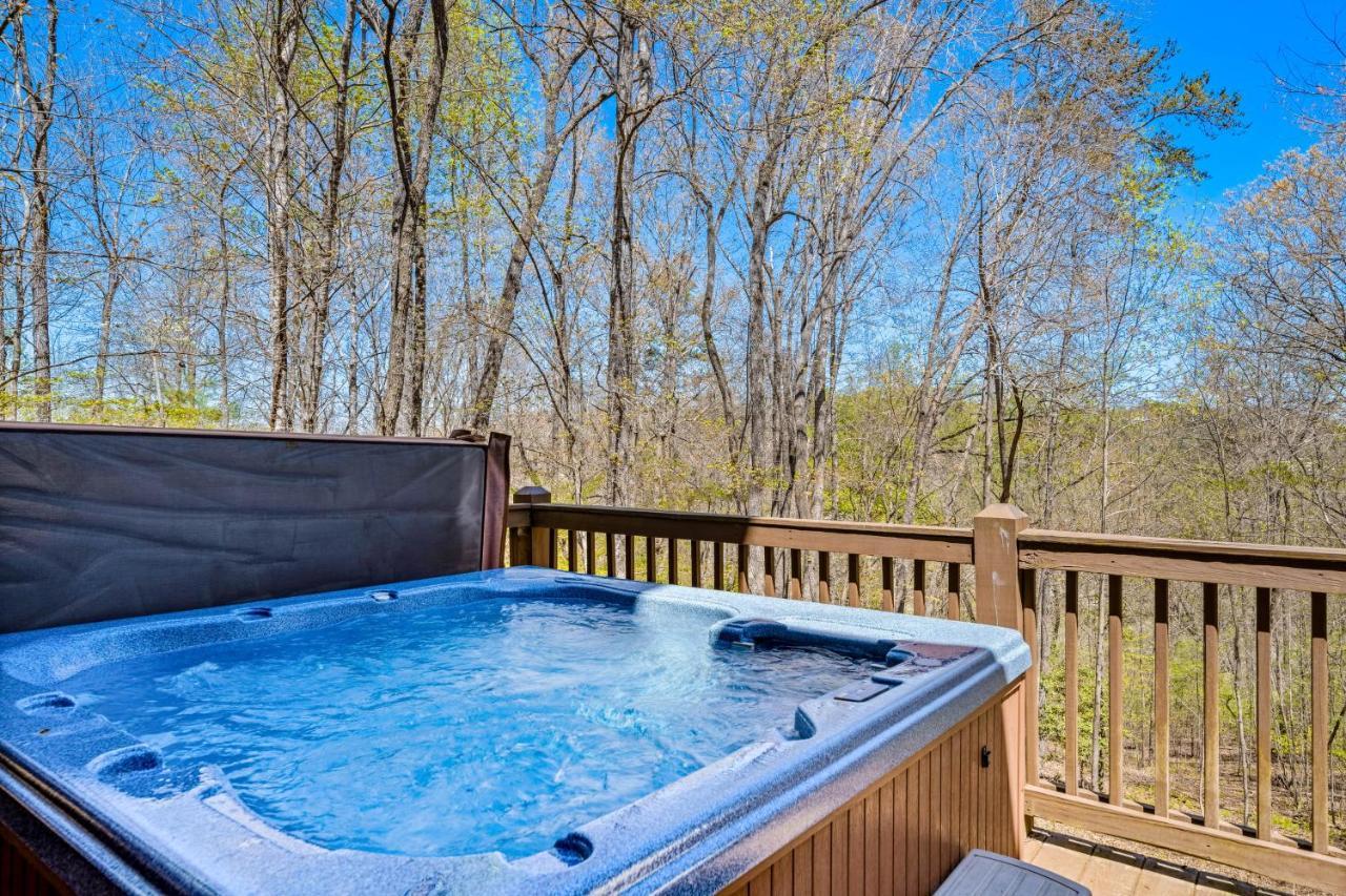 Blue Ridge Bear Bungalow Екстер'єр фото