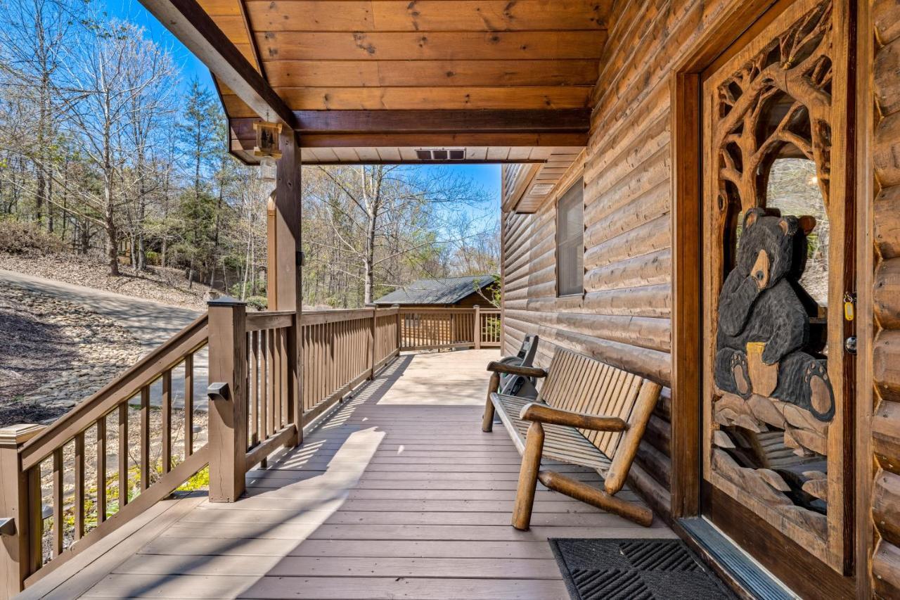 Blue Ridge Bear Bungalow Екстер'єр фото