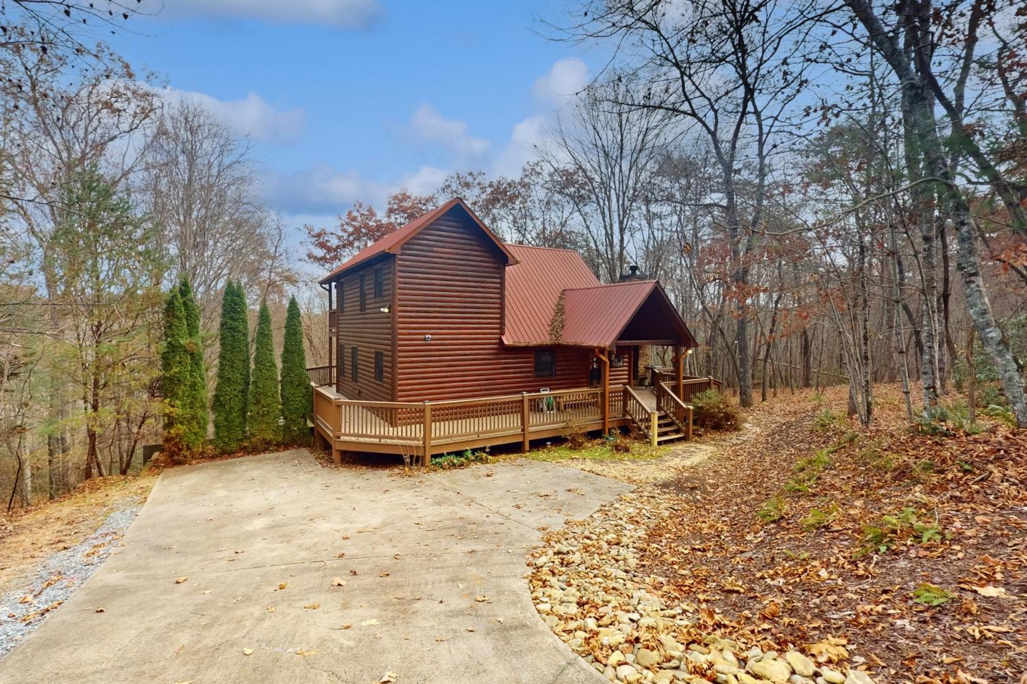 Blue Ridge Bear Bungalow Екстер'єр фото